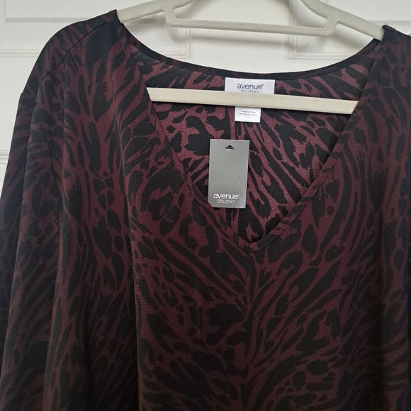 NWT AVENUE STUDIO BOHO TOP IN PLUM ZEBRA - Picture 8 of 8